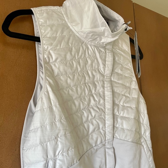 Nike Thermore Quilted Mock Neck Running Vest SMALL - Picture 10 of 13